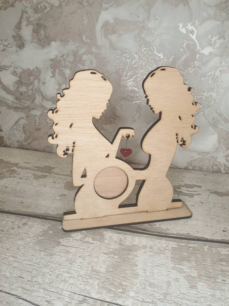 Stunning silhouette ultrasound photo frame! Same sex couples included! Baby scan picture frame. New baby. Baby shower gift. Christening.