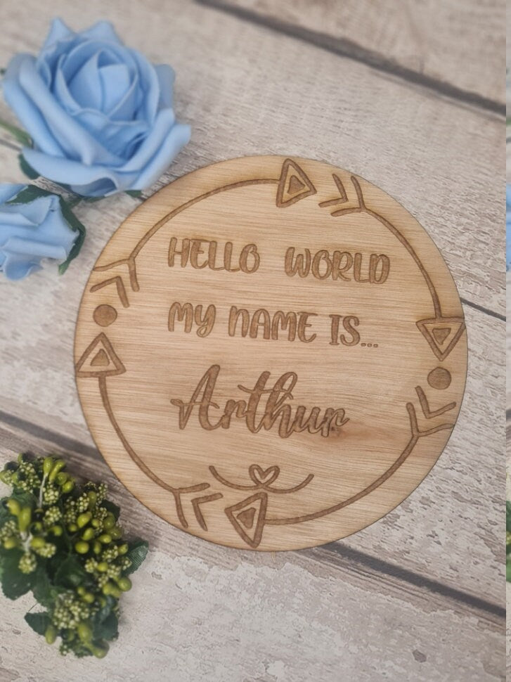 Personalised Hello World Birth Announcement Plaque - Baby Name Sign - Name Reveal - Newborn Gift - Photography Prop - New Baby - Baby shower