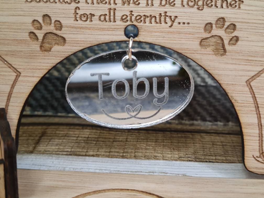 personalised pet memorial candle holder with poem. Stunning rememberance item. Display, memories, dog, cat, anniversary of death, birth.
