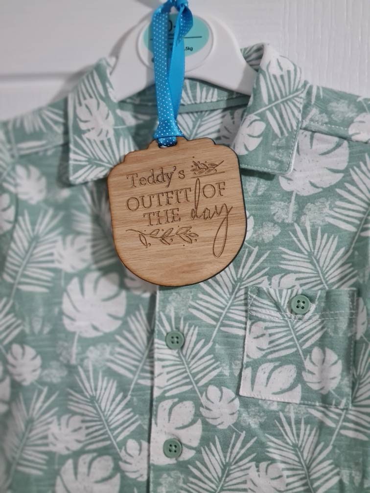 Personalised outfit of the day hanger clothes tag! OOTD, flatlay, photography prop, new baby, children's clothes item!