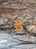 Mr & Mrs keychains, various Orientation, great gift for any occasion, anniversary, valentines day, birthday, moving in gift, wedding