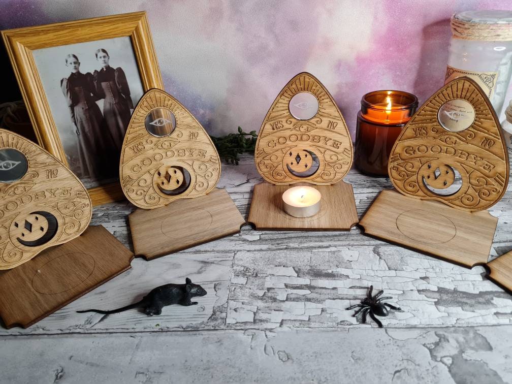 Ouija board game planchette - Candle display stand - Beautiful yet spooky Halloween decoration - novelty - decor - home - zombie - witch