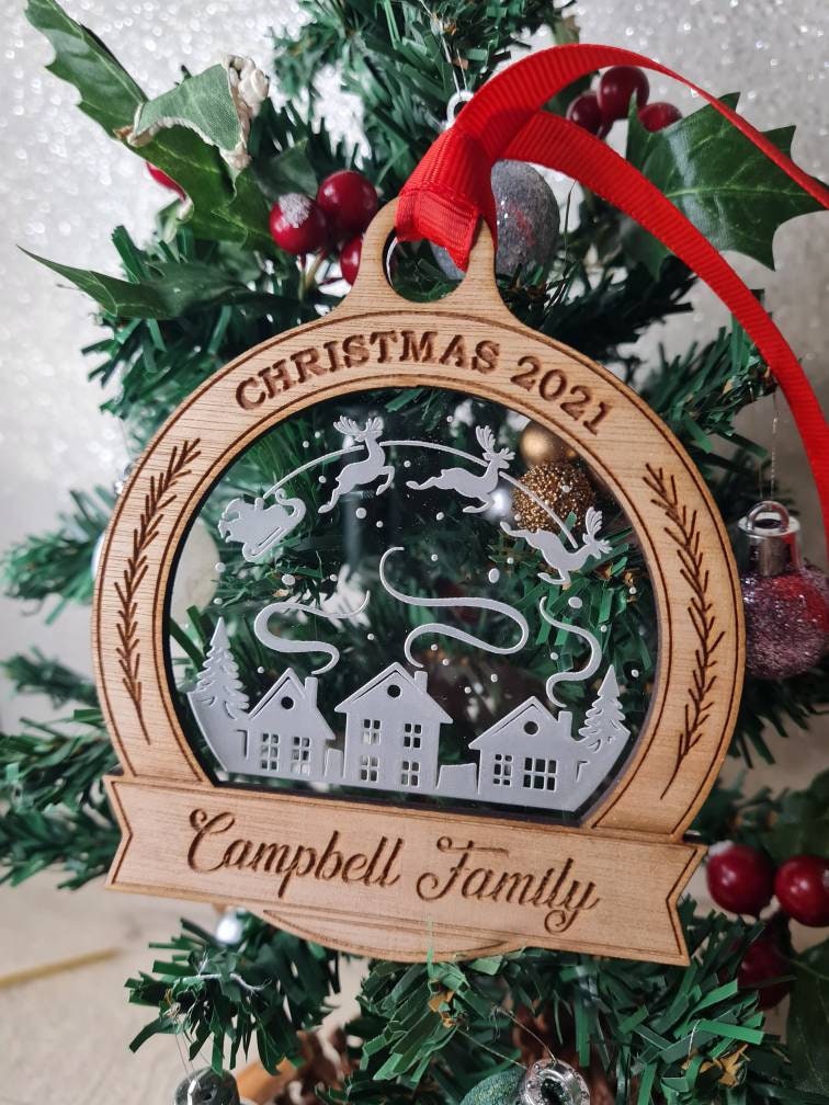 Personalised Christmas family name bauble - Beautiful xmas decoration - santa - decor - father christmas - st nick - present - secret santa