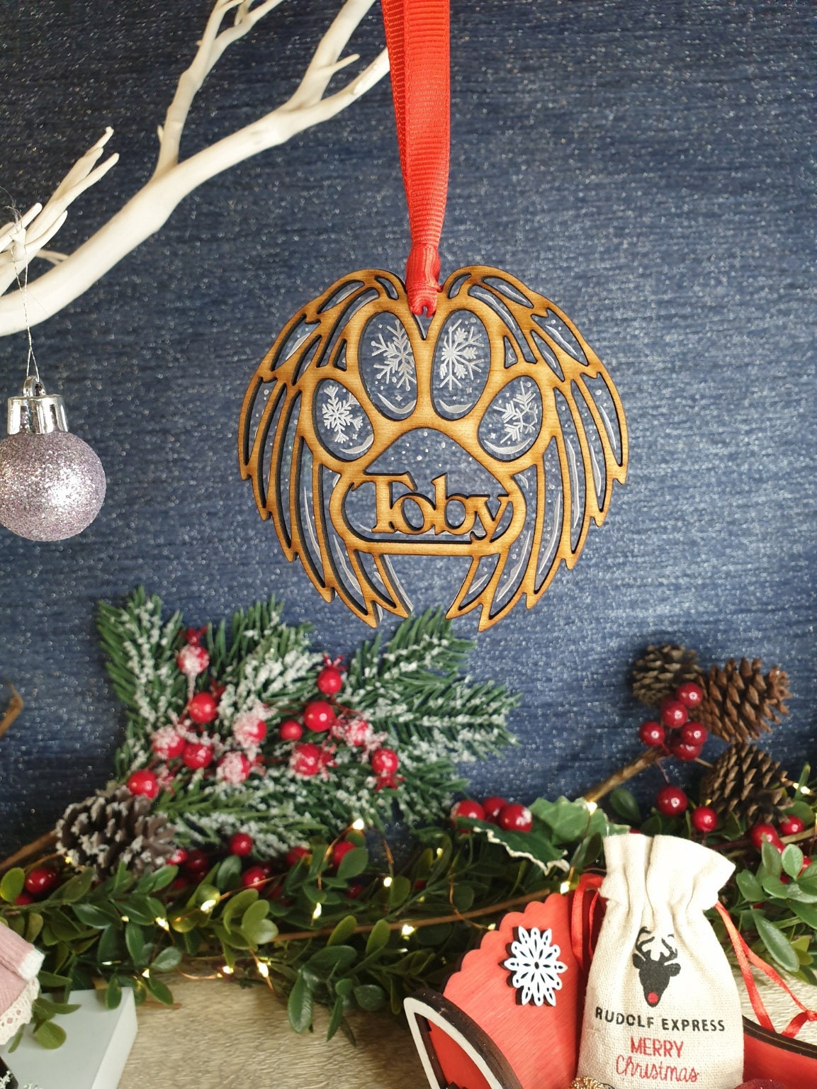 Personalised Pet Christmas Memorial bauble - Dog - Beautiful xmas decoration - Decor - Remembrance - Tree - Pawprint - Anniversary - - gift