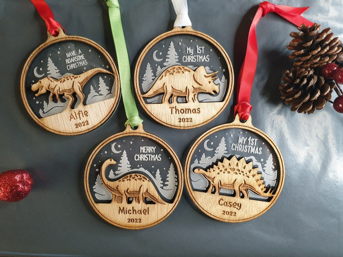 Personalised Dinosaur Christmas Bauble – Name Ornament T-Rex / Jurassic Dino – Baby’s First Xmas Gift