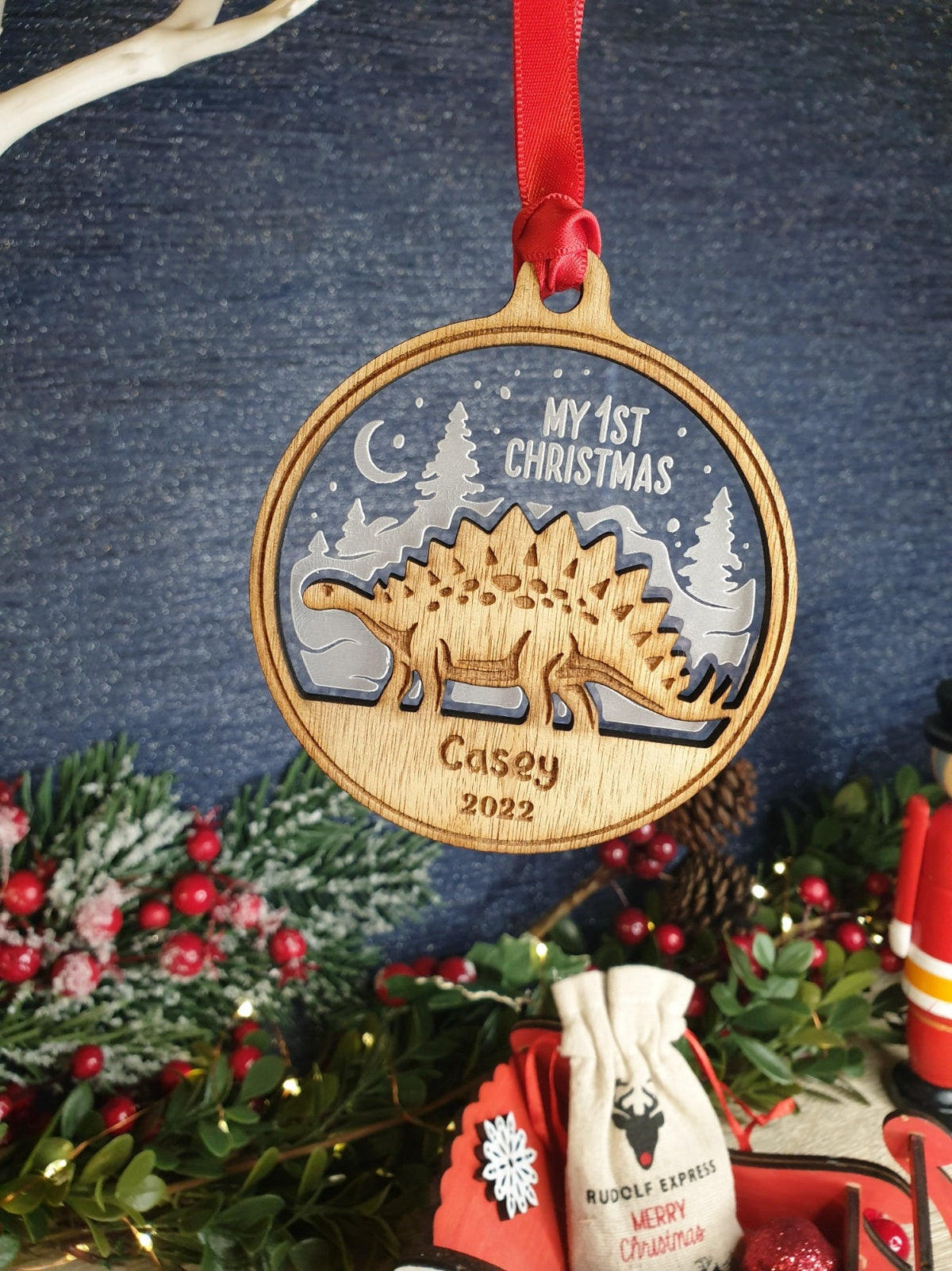 Personalised Dinosaur Christmas Bauble – Name Ornament T-Rex / Jurassic Dino – Baby’s First Xmas Gift
