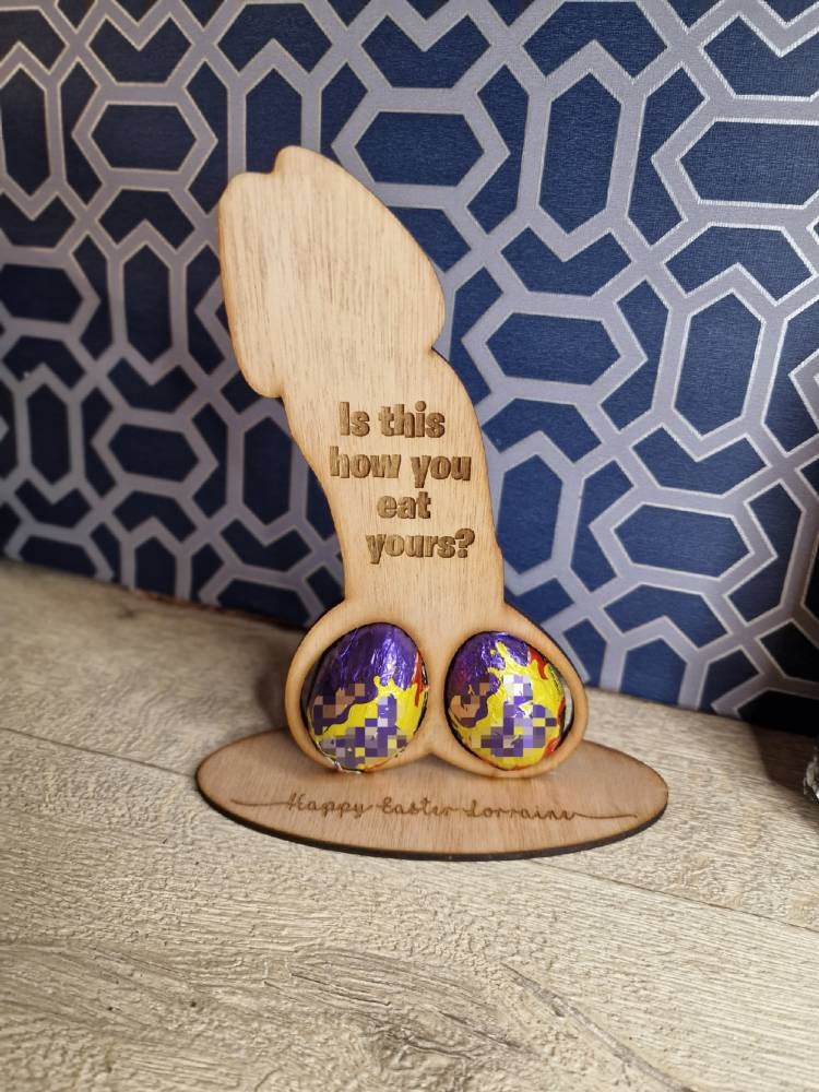 Personalised novelty easter willy egg holder - Funny- rude joke - prank - creme - chocolate - penis - hen - stag - birthday - velentines