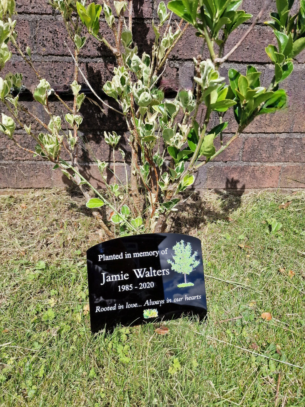 Personalised Tree Memorial or grave marker, memory plaque, Garden - Caravan - Grave side - Park - sign - engraving - anniversary - marker
