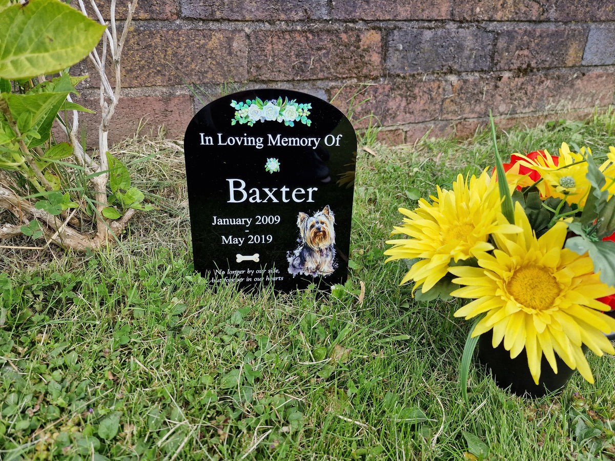Personalised Dog Memorial grave marker - Choice of breed - memorial slate, grave stone - Rainbow bridge - colourful - memory - garden