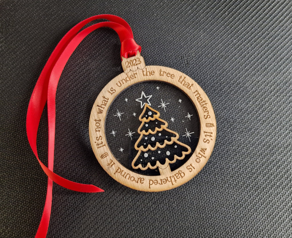 Family Christmas bauble - Love - Beautiful xmas decoration - Memory - santa - decor - father christmas - st nick - gift - Tree