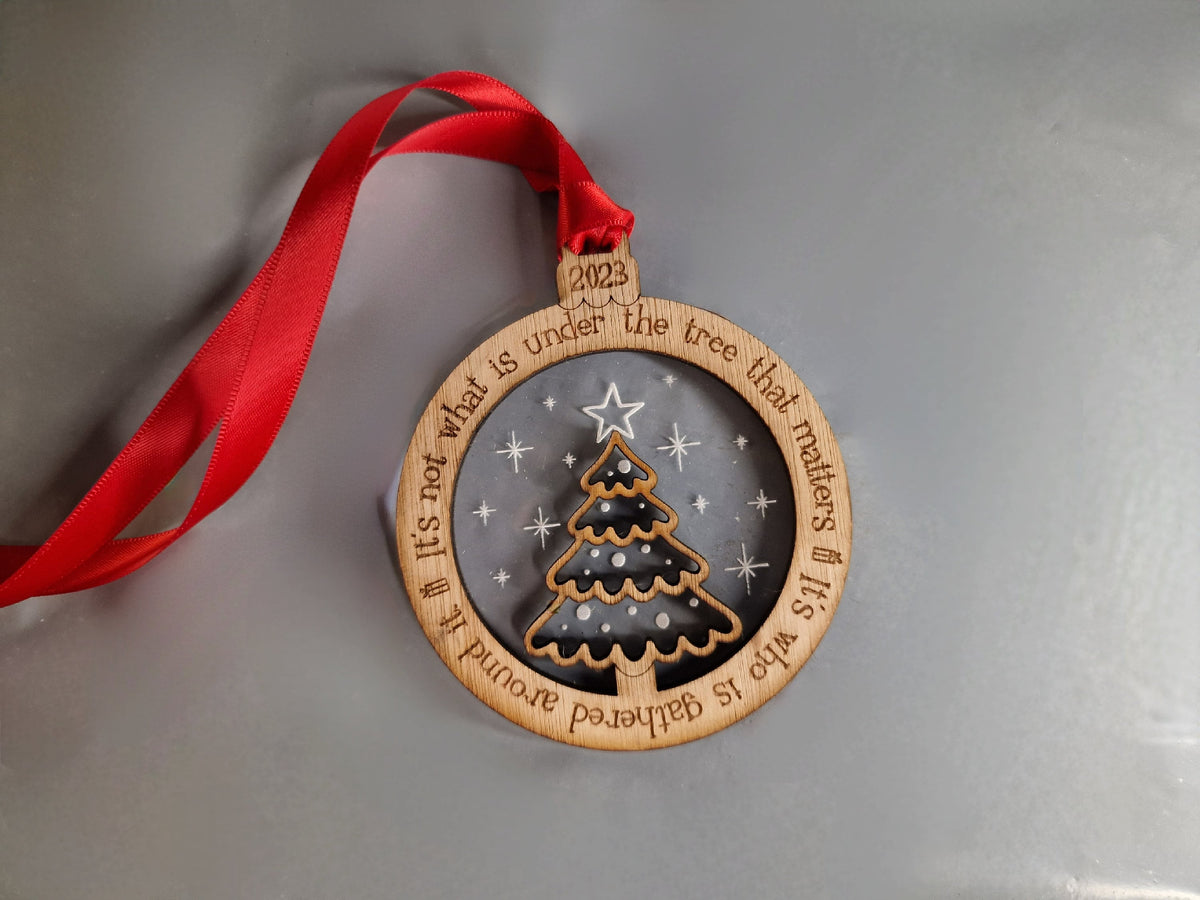 Family Christmas bauble - Love - Beautiful xmas decoration - Memory - santa - decor - father christmas - st nick - gift - Tree
