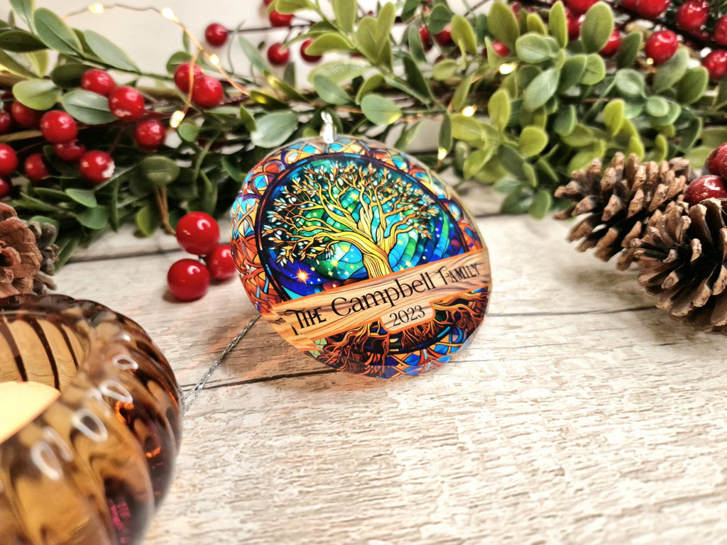 Personalised Glass Diamond Cut Hanging Family Name Ornament - Bauble - Decoration - Stocking filler - Suncatcher - Gift - Present - Unusual