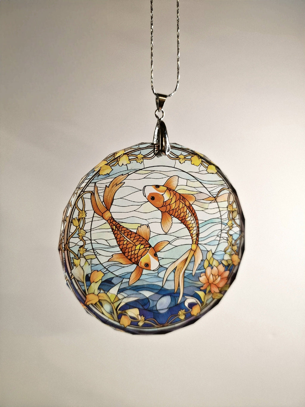 Glass Diamond Cut edge Carp SunCatcher Ornament - Bauble - Decoration - Stocking filler - Stained Glass - Gift - Present - Koi Japanese