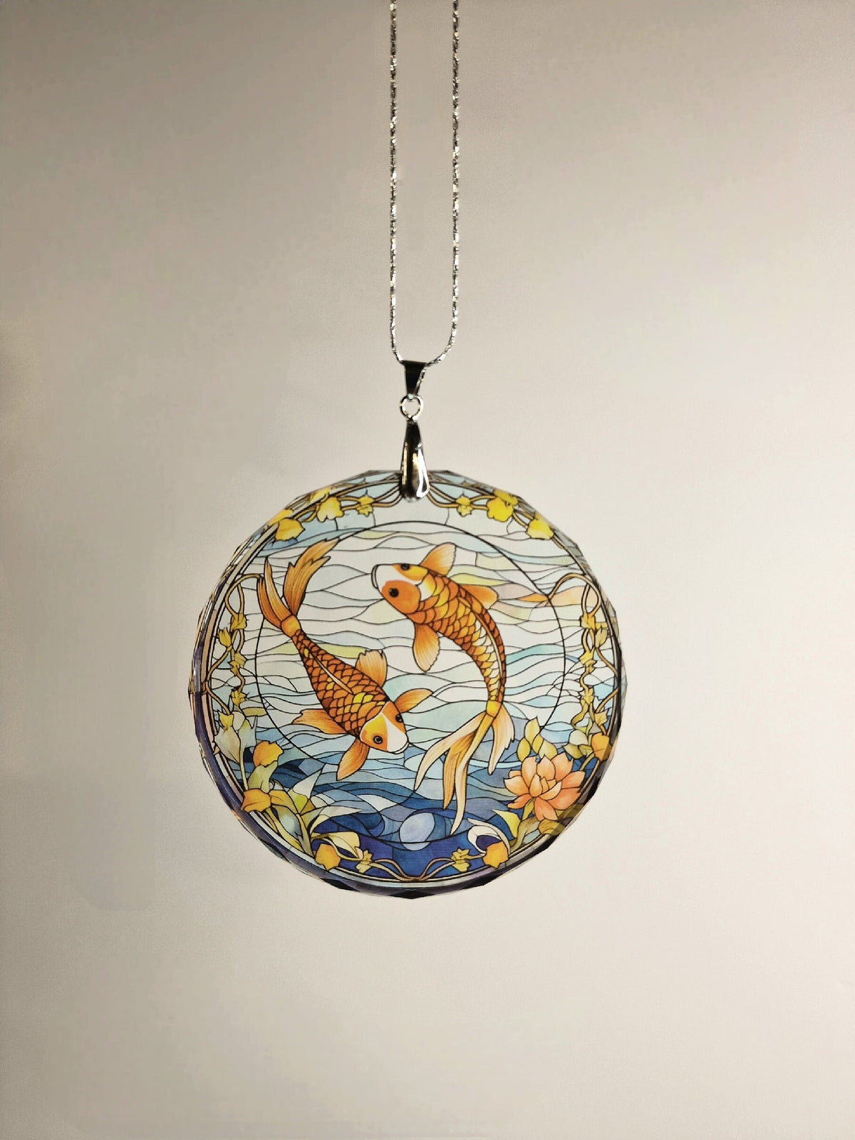 Glass Diamond Cut edge Carp SunCatcher Ornament - Bauble - Decoration - Stocking filler - Stained Glass - Gift - Present - Koi Japanese