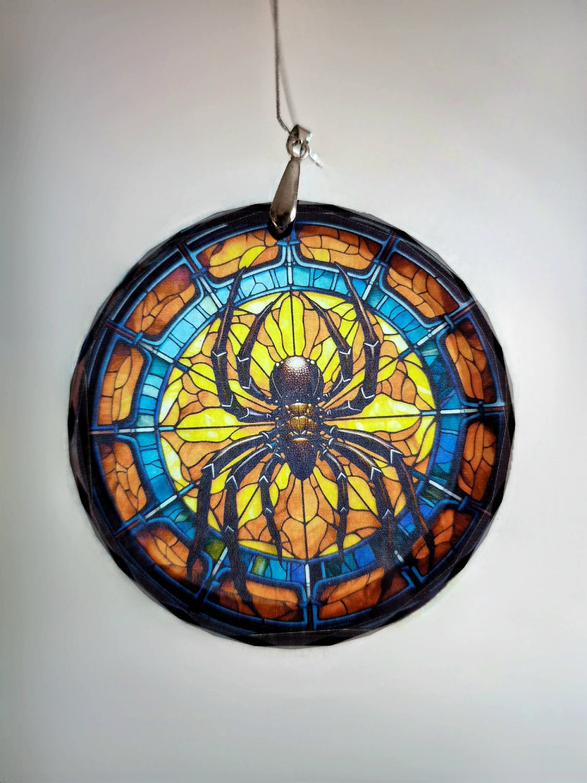 Glass Diamond Cut edge Spider SunCatcher Ornament - Bauble - Decoration - Stocking filler - Stained Glass - Gift - Present - Halloween