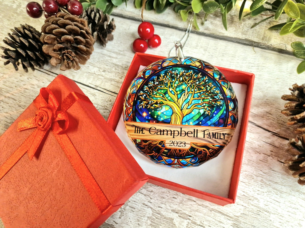 Personalised Glass Diamond Cut Hanging Family Name Ornament - Bauble - Decoration - Stocking filler - Suncatcher - Gift - Present - Unusual