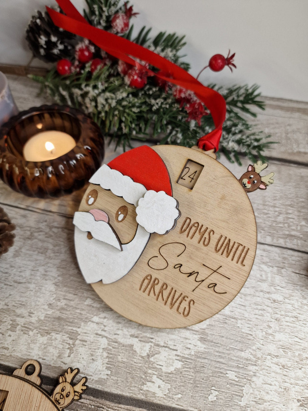 Santa Christmas countdown bauble - Beautiful xmas decoration - Father Christmas - Childrens Tradition - Naughty Elf - Decor - Decoration -