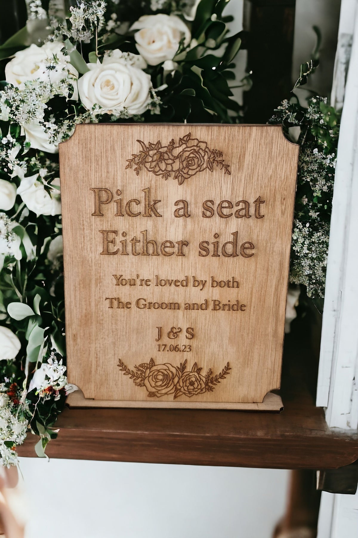 Personalised rustic wedding sign for seating - Unique - Display - Family - marriage sign - photography - flatlay - decoration -