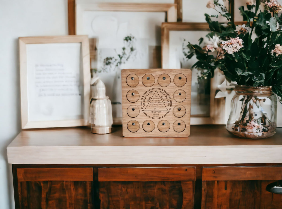 Personalised Recovery Token Display - Chips - Personalized Serenity Prayer Recovery Chip Holder - AA display - Holder - Serenity prayer
