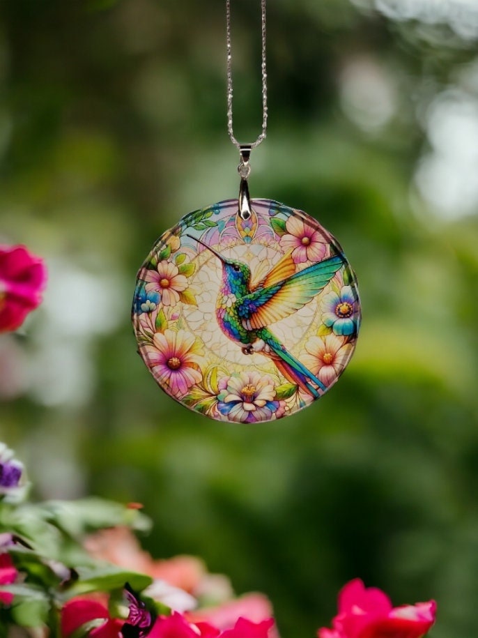 Glass Diamond Cut edge Hummingbird SunCatcher Ornament - Bauble - Decoration - Stocking filler - Stained Glass - Gift - Present - Garden
