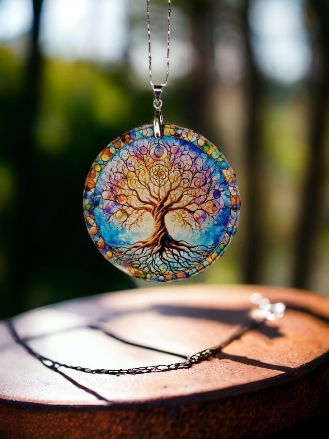 Glass Diamond Cut edge Tree of life SunCatcher Ornament - Bauble - Decoration - Stocking filler - Stained Glass - Gift - Present - Garden