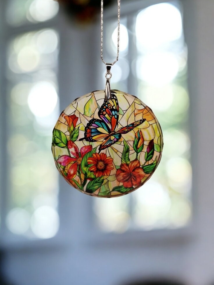 Glass Diamond Cut edge Butterfly SunCatcher Ornament - Bauble - Decoration - Stocking filler - Stained Glass - Gift - Present - Garden
