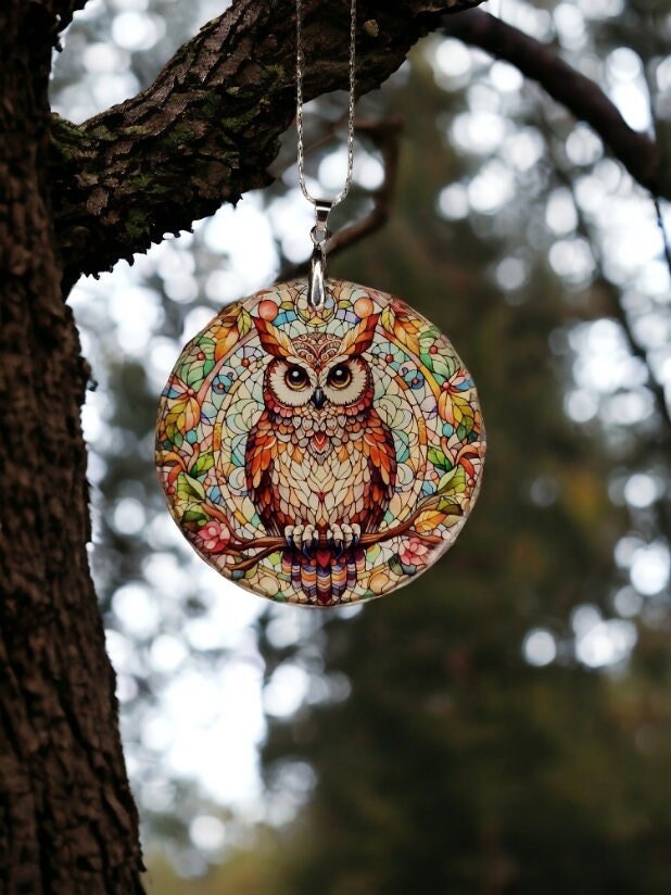 Glass Diamond Cut edge Owl SunCatcher Ornament - Bauble - Decoration - Stocking filler - Stained Glass - Gift Present - Garden - Bar - home