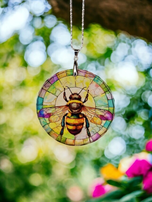 Glass Diamond Cut edge Bee SunCatcher Ornament - Bauble - Decoration - Stocking filler - Stained Glass - Gift - Present - Honey - Hive - Bar