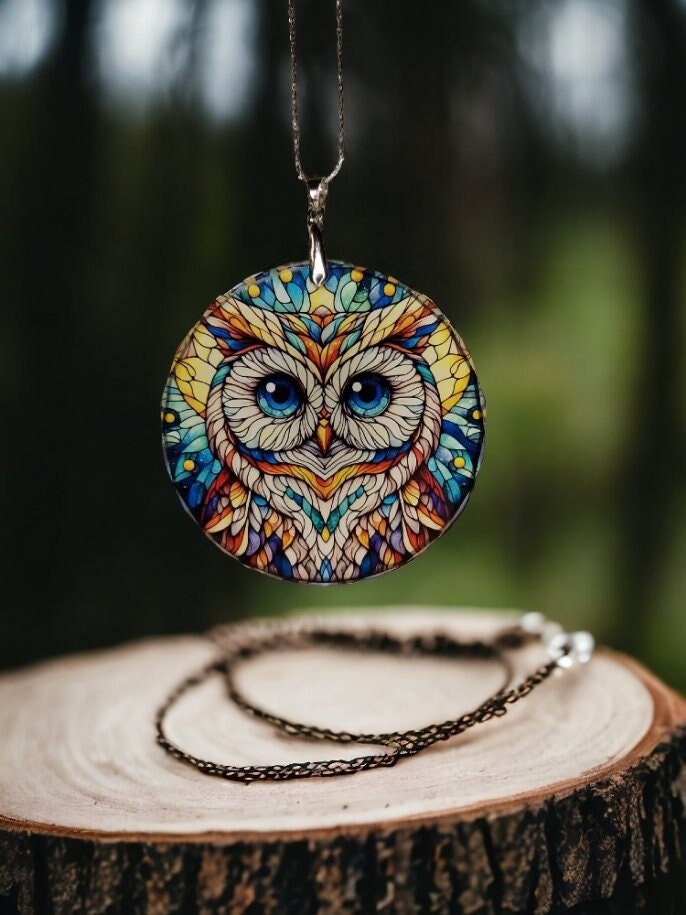 Glass Diamond Cut edge Owl SunCatcher Ornament - Bauble - Decoration - Stocking filler - Stained Glass - Gift Present - Garden - Bar - home