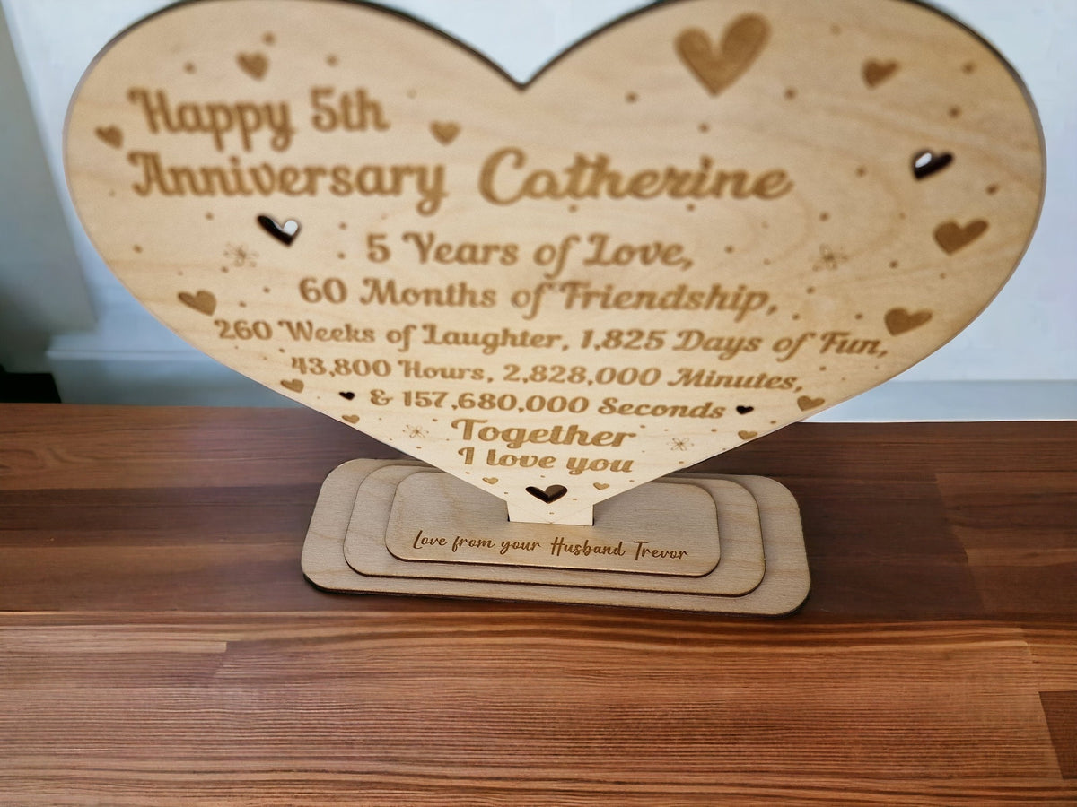 Personalised wooden ornament - 5 year anniversary - wedding - Present - Wood - family - Decoration - Unique - Bespoke - 5th - Husband - Wife