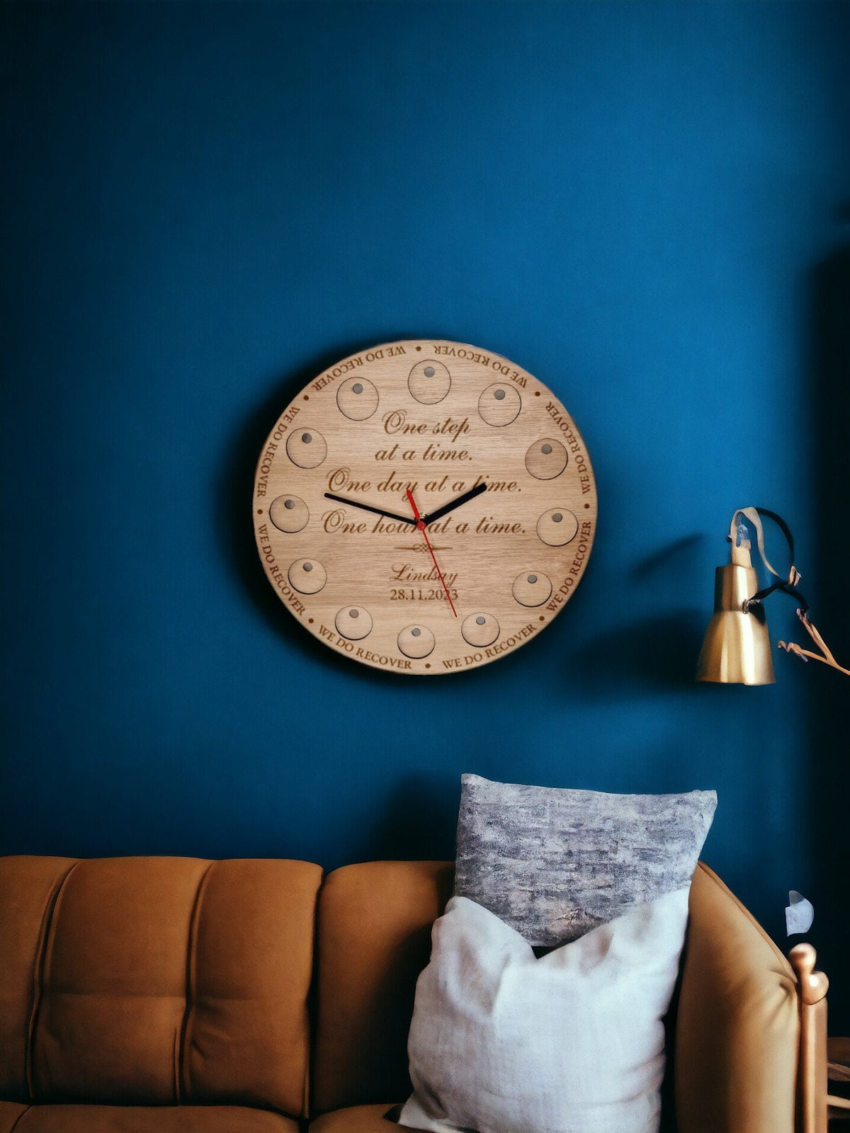Personalised Recovery Token Display Clock - Chips - Personalized Serenity Prayer Recovery Chip Holder - AA display - Holder - Coin - Gift