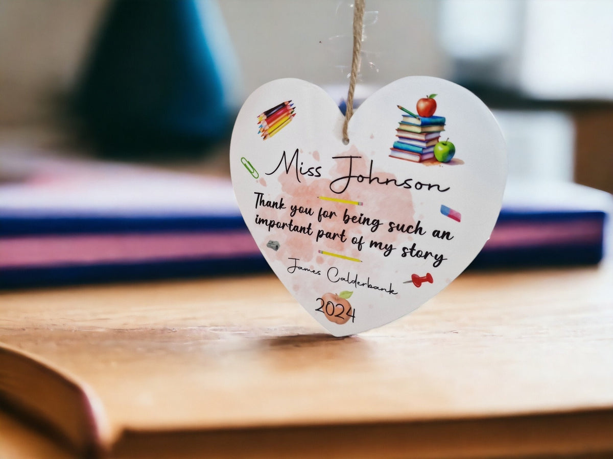 Personalised Teacher hanging heart ornament - End of term - Appreciation gift - Thank you present - Leaving - Graduation - Pre-school