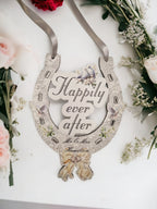 Personalised Lucky Horseshoe Wedding Gift - Mr & Mrs - Present - Bouquet - Marriage Gifts - Decoration Ornament - Keepsake - Sentimental