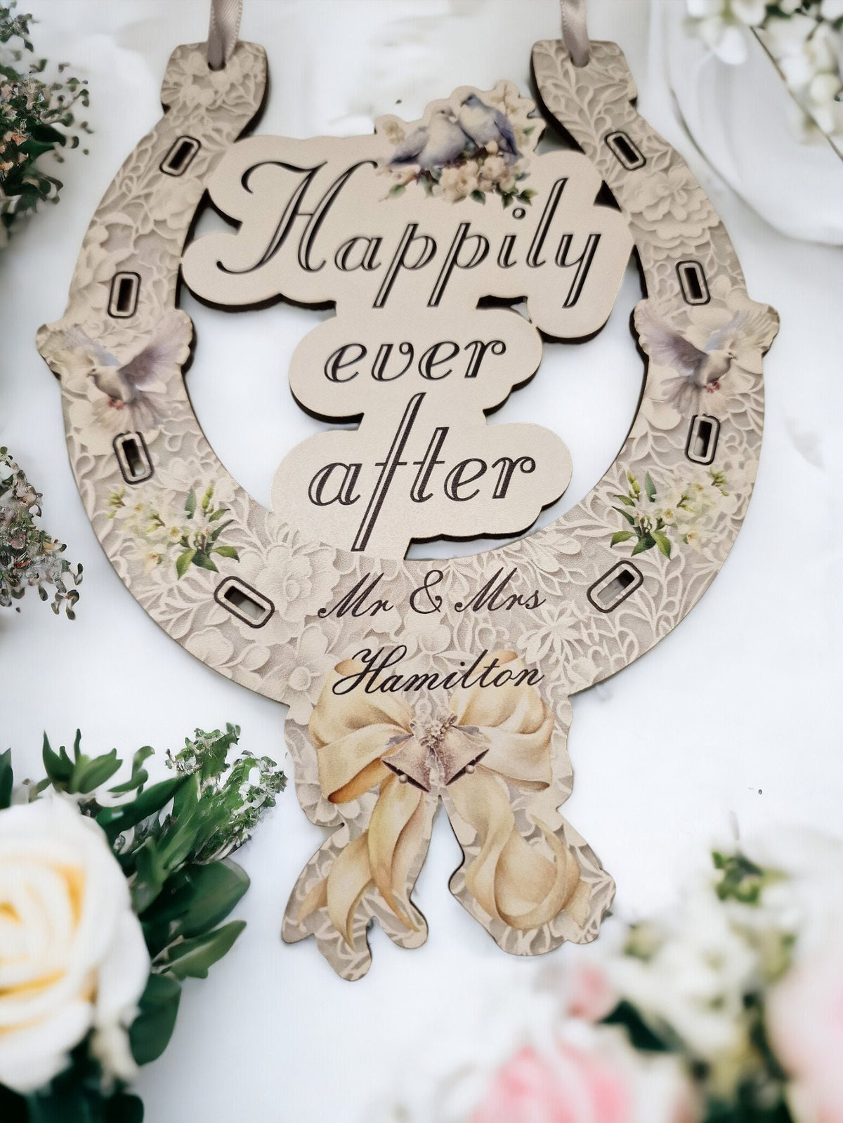 Personalised Lucky Horseshoe Wedding Gift - Mr & Mrs - Present - Bouquet - Marriage Gifts - Decoration Ornament - Keepsake - Sentimental