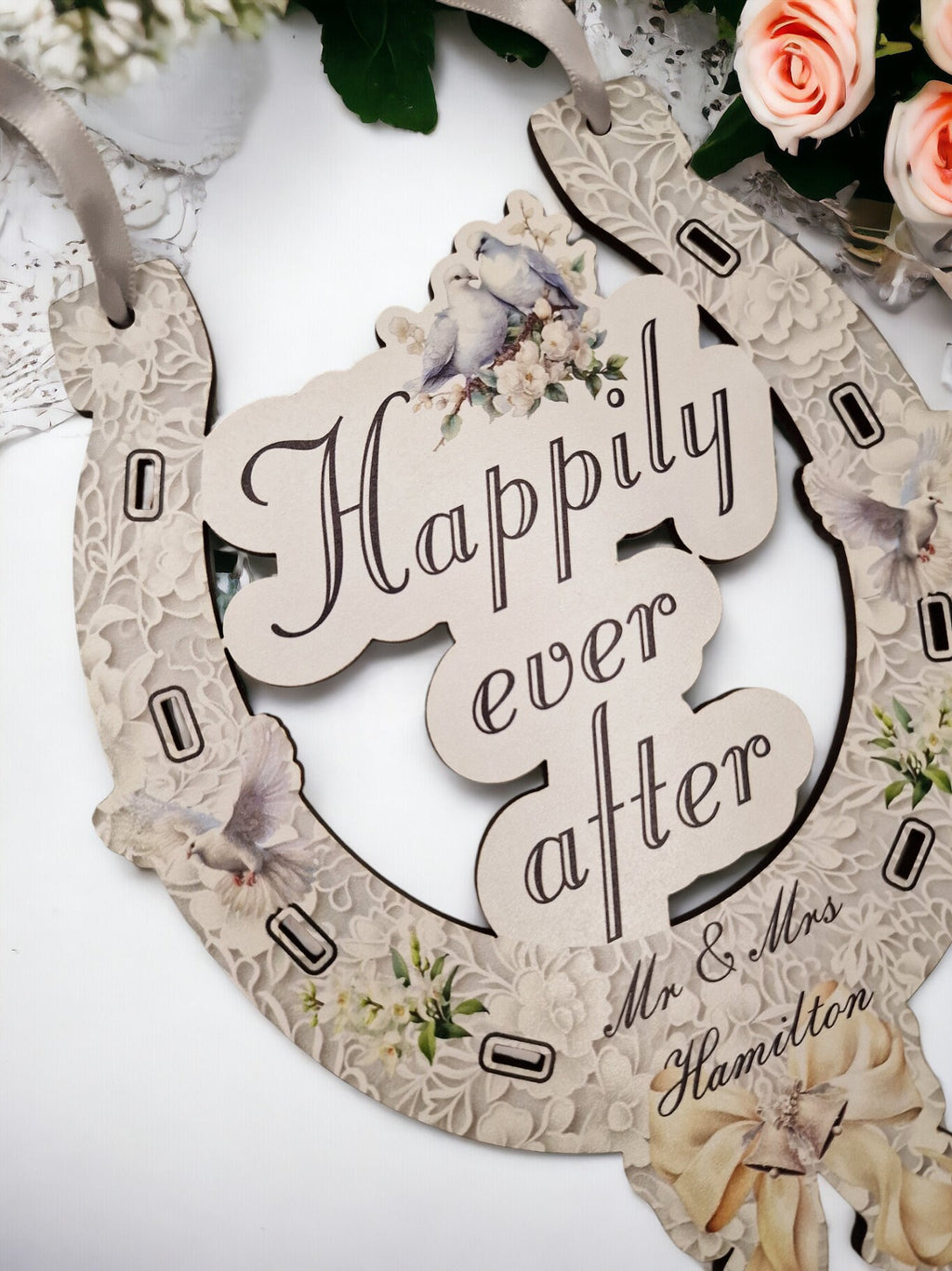 Personalised Lucky Horseshoe Wedding Gift - Mr & Mrs - Present - Bouquet - Marriage Gifts - Decoration Ornament - Keepsake - Sentimental