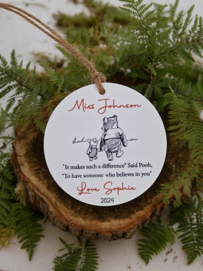 Personalised Teacher hanging heart ornament - End of term - Appreciation gift - Thank you present - Leaving - Graduation - Pre-school