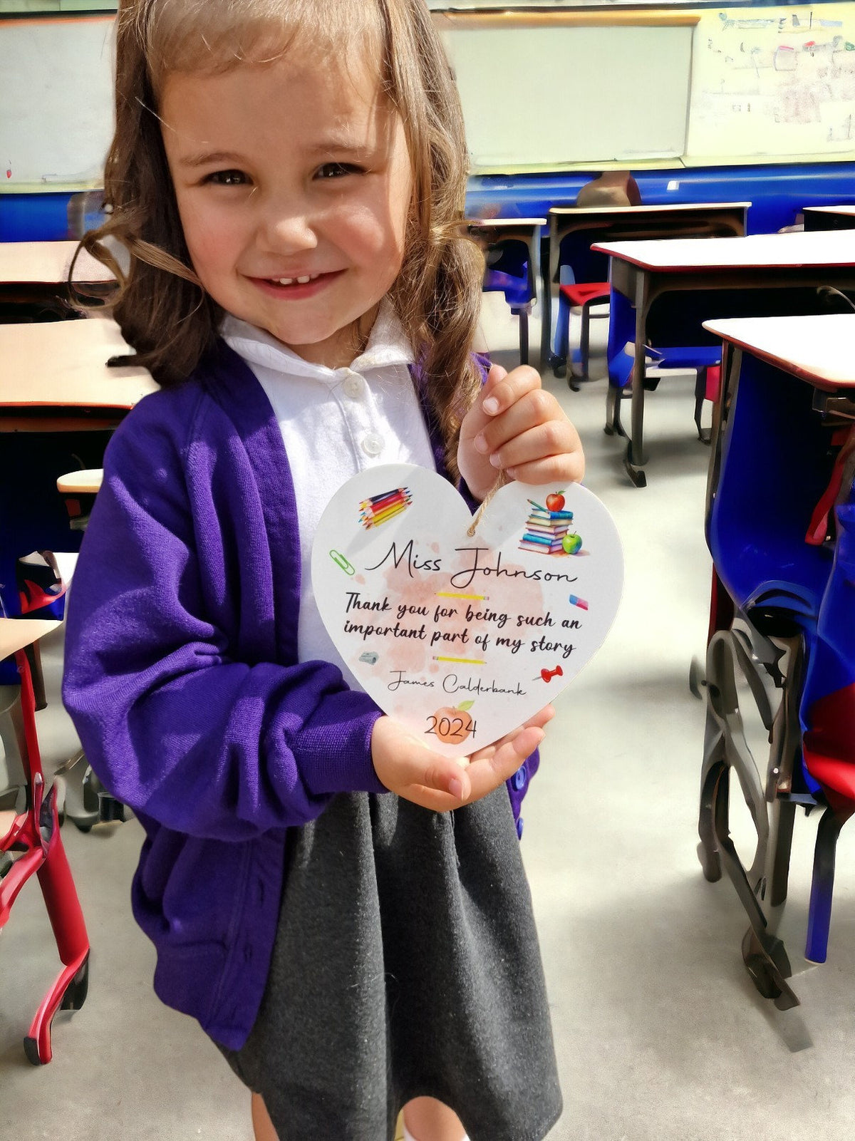 Personalised Teacher hanging heart ornament - End of term - Appreciation gift - Thank you present - Leaving - Graduation - Pre-school