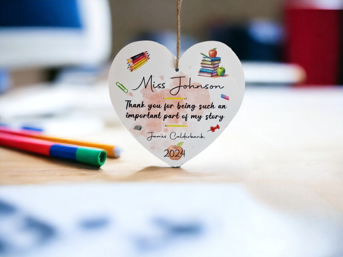 Personalised Teacher hanging heart ornament - End of term - Appreciation gift - Thank you present - Leaving - Graduation - Pre-school