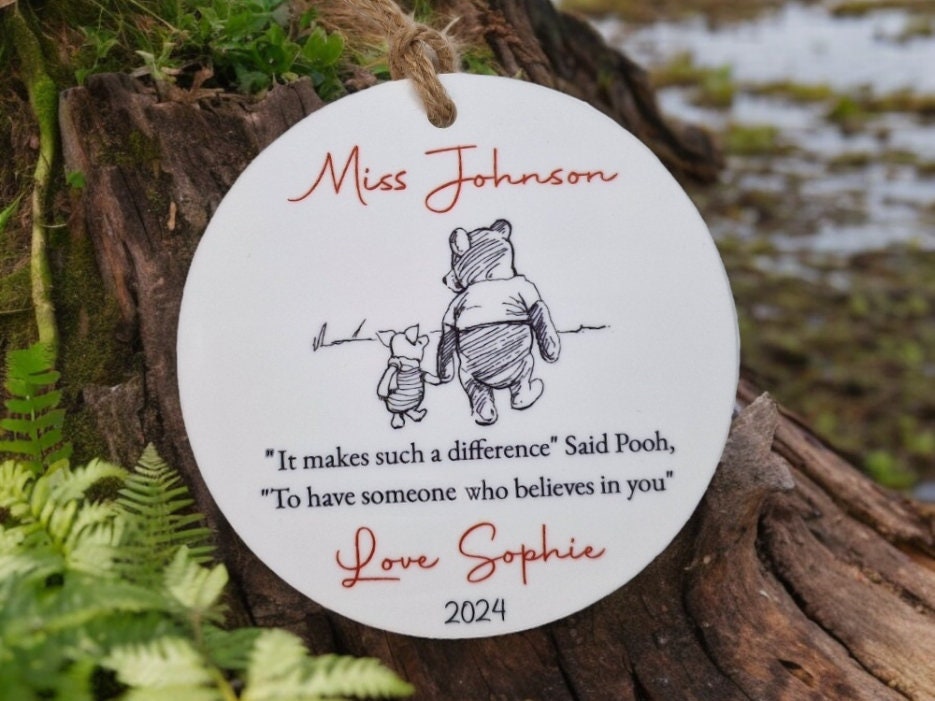 Personalised Teacher hanging heart ornament - End of term - Appreciation gift - Thank you present - Leaving - Graduation - Pre-school