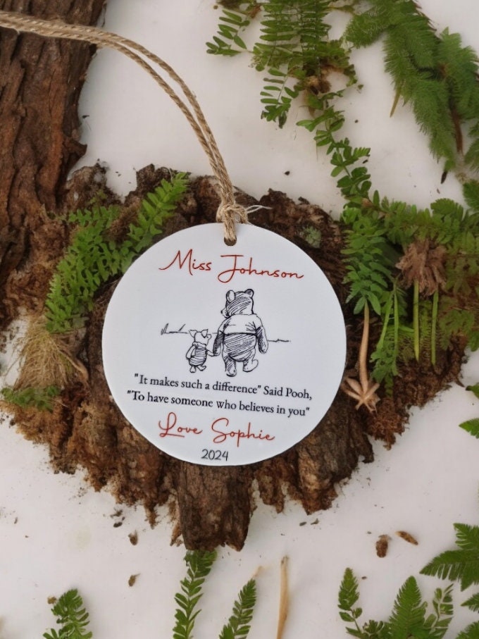 Personalised Teacher hanging heart ornament - End of term - Appreciation gift - Thank you present - Leaving - Graduation - Pre-school