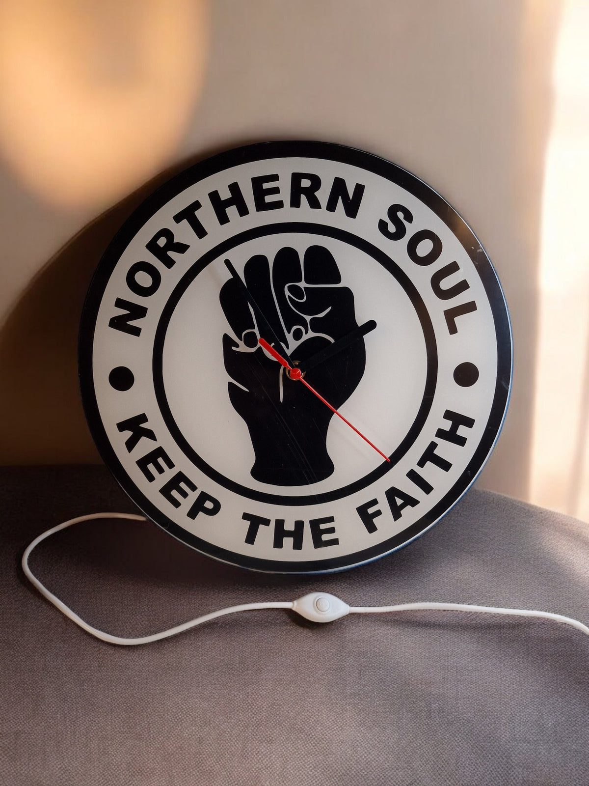 Northern Soul Light Up Clock - Night light - Lamp - Bar - Man Cave - Cafe - Wall art - Music - DJ - Retro - Vintage - Wigan Casino
