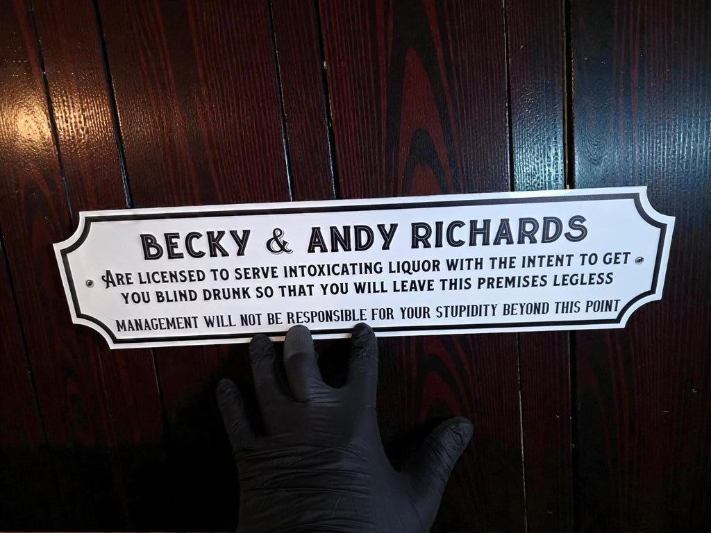 Personalised license to serve alcohol sign - Novelty - Home bar - Perfect gift - Kitchen - dining room - Garden bar - Hot tub - Beer - Gin