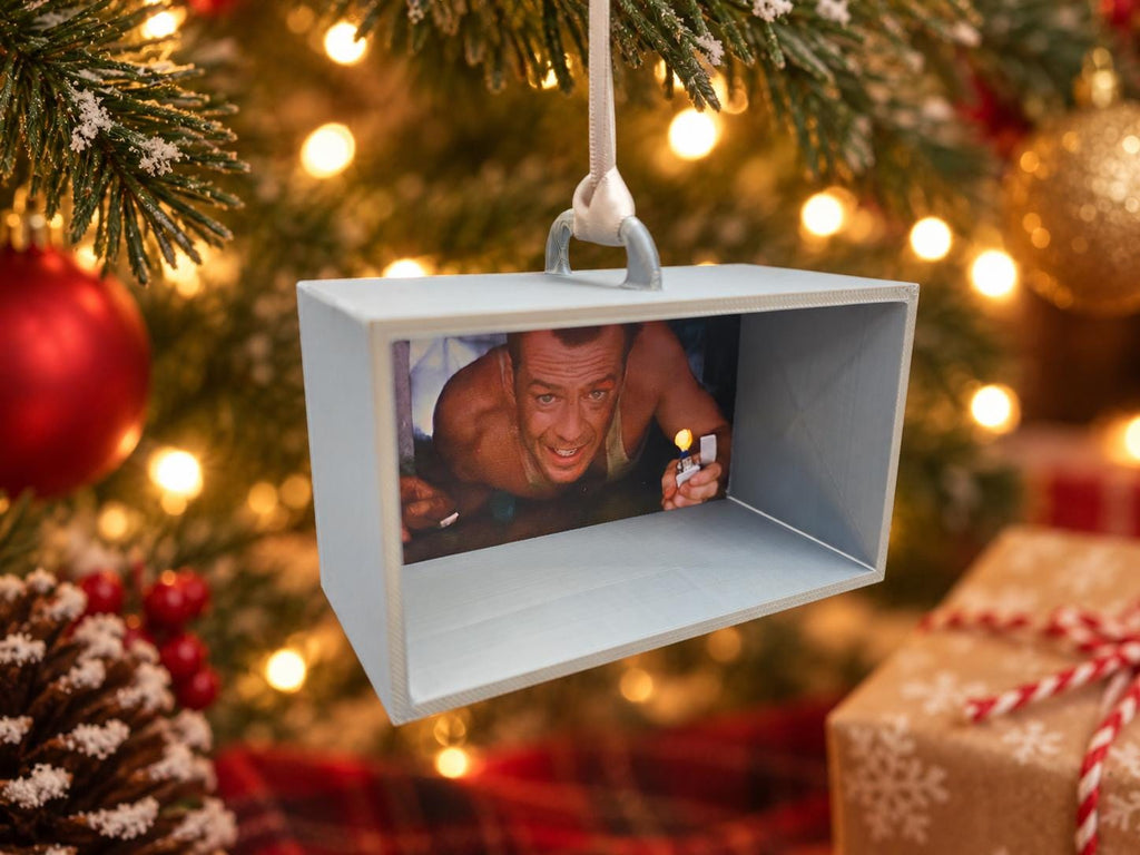 Die Hard Inspired Christmas Bauble | Light Up Air Vent Ornament | Funny 80s Movie Christmas Decoration | Christmas Film Gift