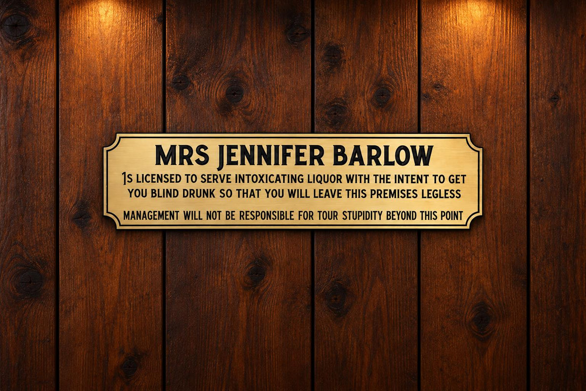 Personalised license to serve alcohol sign - Novelty - Home bar - Perfect gift - Kitchen - dining room - Garden bar - Hot tub - Beer - Gin